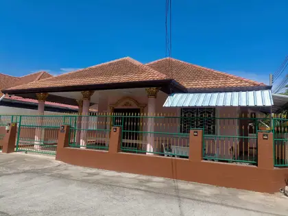 Single-story house for rent in Ekmongkol Village - House - Thepprasit - 
