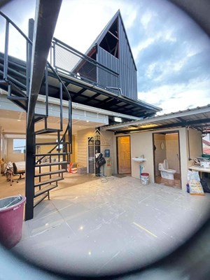 ขายทาวน์เฮ้าส์ 6 ชั้น พระตำหนัก - ทาวน์เฮ้าส์ - พระตำหนัก - 