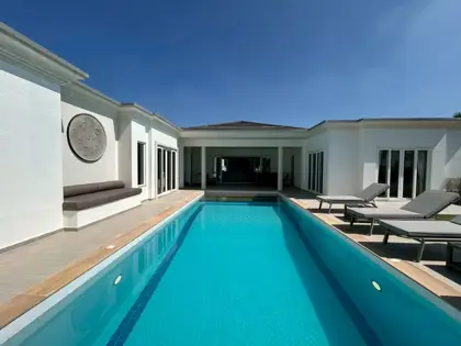 วิลล่าหรูพร้อมสระว่ายน้ำให้เช่าในสยามรอยัลวิว - บ้าน - Khao Talo - Siam Royal View Pattaya Village