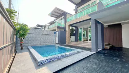 Private Pool Villa For Sale in Central Pattaya - Eigentumswohnung - Pattaya Central - 