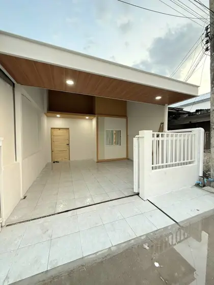 Townhouse for sale - Reihenhaus - Sukhumvit Road  - 