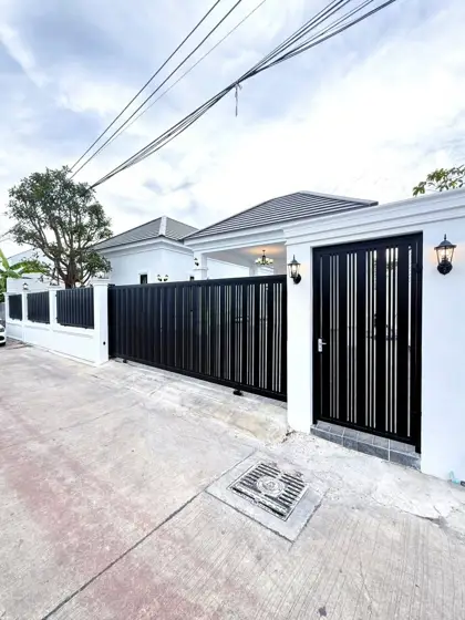 Pool Villa For sale in Soi Siam Country Club - Apartment - Thanon Pornprapanimit - 