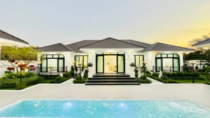 Modern Luxury Pool Villa For Sale - Haus - Thanon Pornprapanimit - 