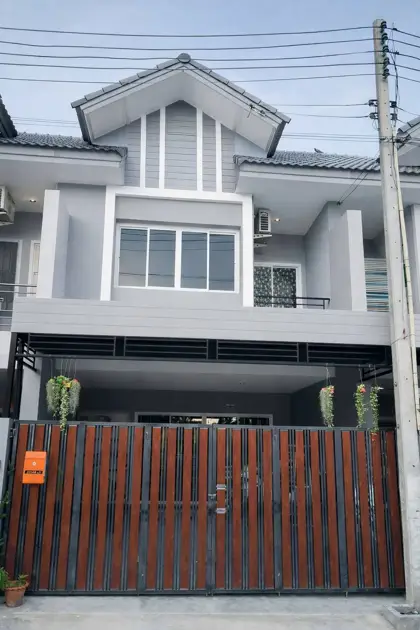 Beautiful house for sale in a prime location at Censiri Town Siam Country Club. - House - Thanon Pornprapanimit - 