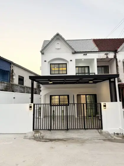 Townhouse for Sale  End Unit Siam Country Club