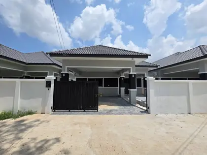 Newly built detached house for sale with private swimming pool. - House - Huai Yai  - 