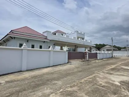 Pool Villa for Sale with Panoramic Mountain Views