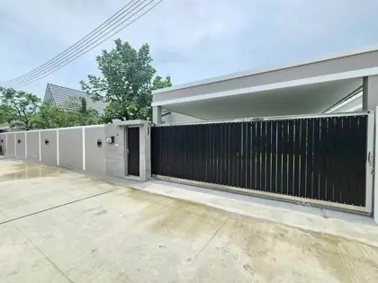 Pool Villa for Sale in Soi Siam Country Club, Pattaya