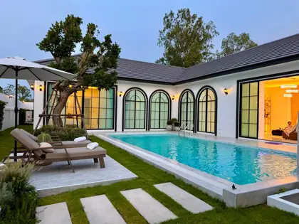 Luxury Modern Classic Style Pool Villa for Sale, 1 Rai