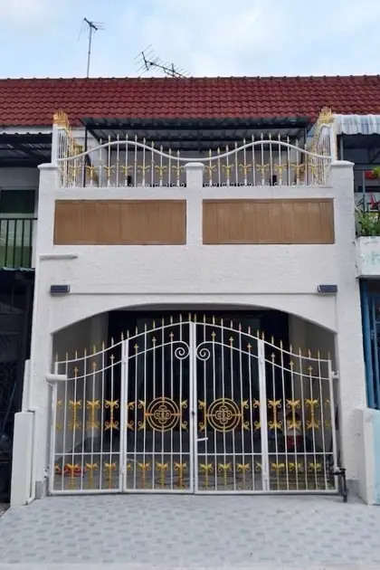 Townhouse for sale in Pattaya Rungruang Village