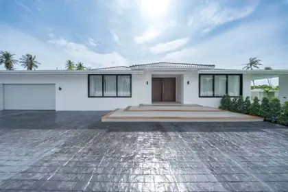 ขายบ้านวิลล่าพร้อมสระว่ายน้ำส่วนตัวในห้วยใหญ่ - บ้าน - Huai Yai  - 
