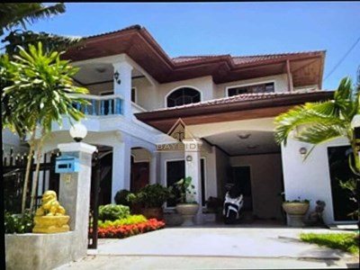 4 Bedrooms For Rent in Naklua - Haus - Na Kluea - 