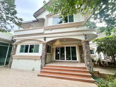 2 villas in plot at Lake Mabprachan For SALE - Haus - Pattaya East - 