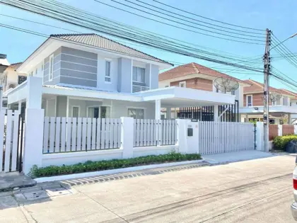 Two-story detached house for sale - บ้าน - Takhian Tia Road - Baan Klang Suan