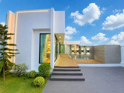 Pool villa for rent near Phra Prapha Nimit 13 - House - Thanon Pornprapanimit - 