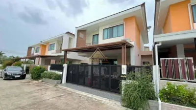 ให้เช่าทาวน์เฮ้าส์ดีไลท์โคซี่ 3 ห้องนอน - ทาวน์เฮ้าส์ - Nongprue - 