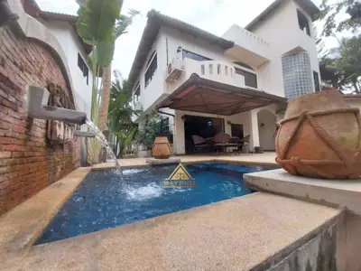 2 Storey House Sukhumvit 87 Pets Friendly 3 Beds 3 Baths for RENT - Haus - South Pattaya - 