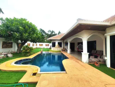 Pool Villa at Jomtien Park 3 Beds 4 Baths for RENT - Haus - Jomtien - 