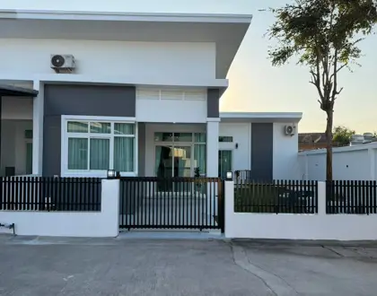 The Grand TownHouse For Sale - House - Toongklom-Talman - 