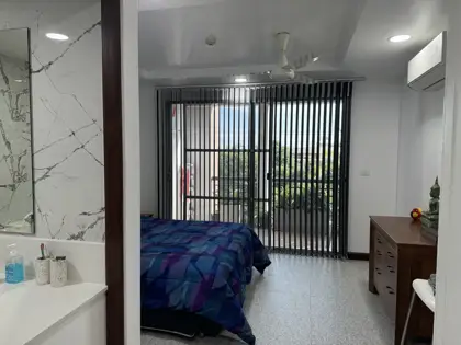 Regent Phratamnak Condo For Sale - Eigentumswohnung - Soi Thap Phraya 4 - 