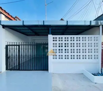 ขายทาวน์เฮาส์ในซอยเขาน้อย 2 ห้องนอน 2 ห้องน้ำ - ทาวน์เฮ้าส์ - Khao Talo - 